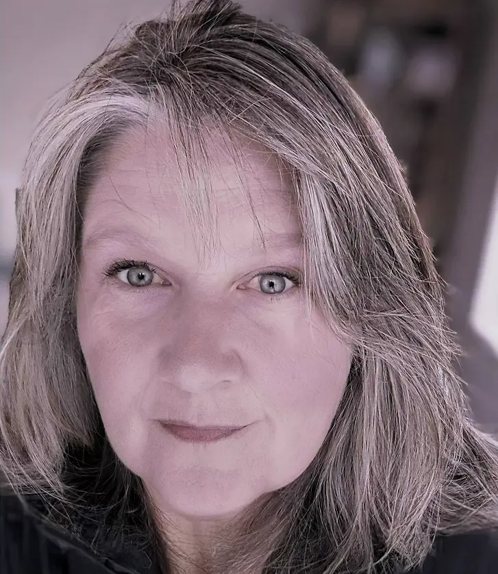 Headshot of Erika van der Grinten
